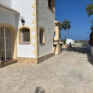 Chalet En La Playa Con Piscina Privada - Holavivienda Inmobiliaria